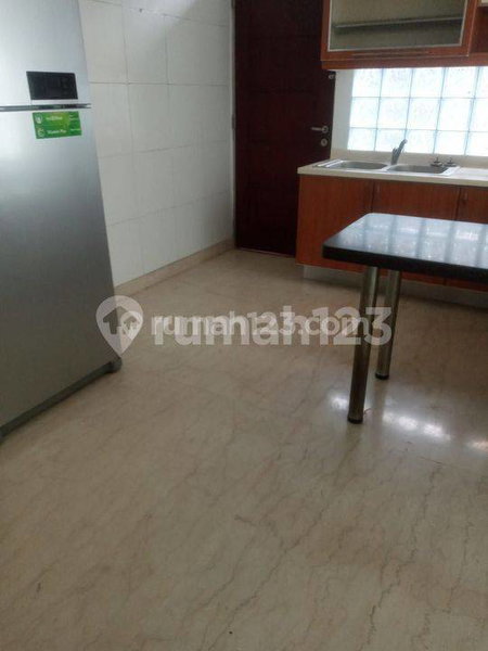 House for rent in Bandung, Indonesia · 4 rooms, 4 baths