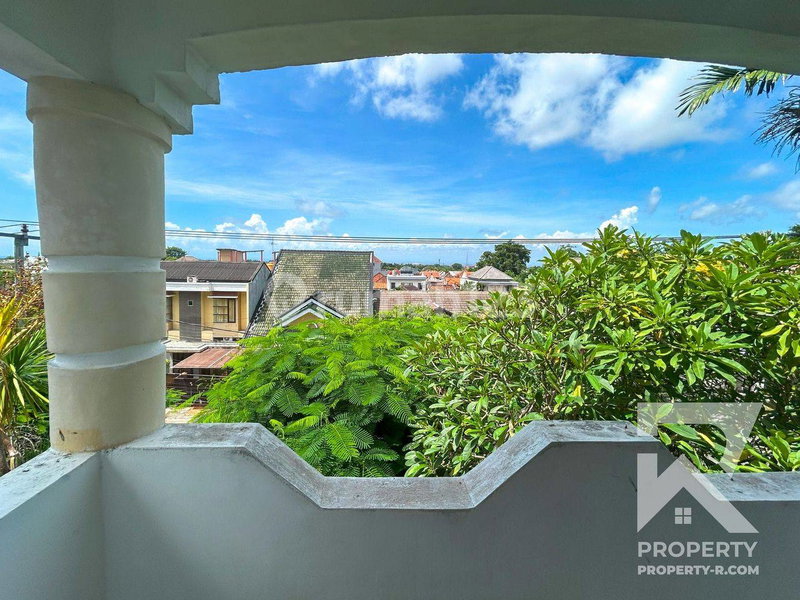House for rent in Bandung, Indonesia · 3 rooms, 2 baths