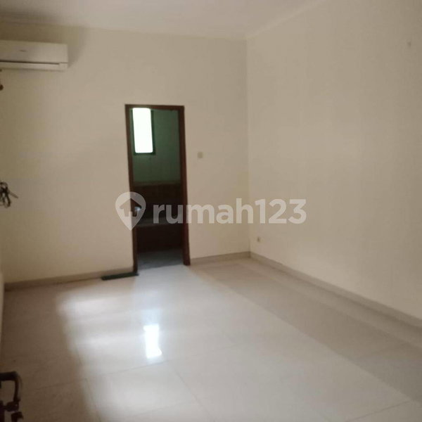House for rent in Semarang, Indonesia · 3 rooms, 3 baths