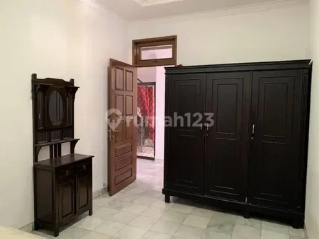 House for rent in Cipayung, Indonesia · Cipayung · 4 rooms, 3 baths