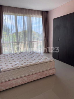 House for rent in Bandung, Indonesia · 4 rooms, 4 baths