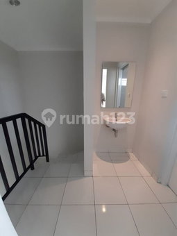 House for rent in Bandung, Indonesia · 2 rooms, 2 baths