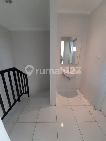 House for rent in Bandung, Indonesia · 2 rooms, 2 baths