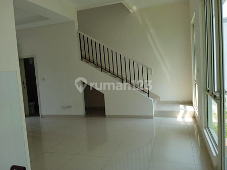 House for rent in Jakarta, Indonesia · Menteng · 3 rooms, 3 baths