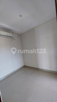 House for rent in Surabaya, Indonesia · 4 rooms, 2 baths