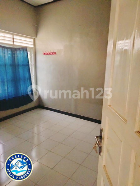 House for rent in Surabaya, Indonesia · 2 rooms, 2 baths