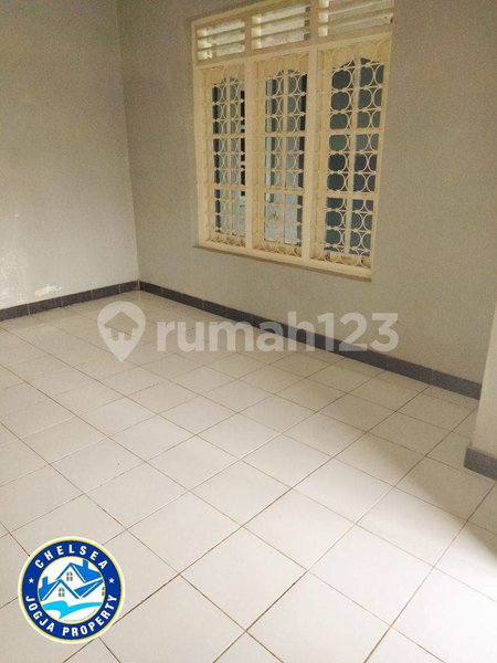 House for rent in Surabaya, Indonesia · 2 rooms, 2 baths