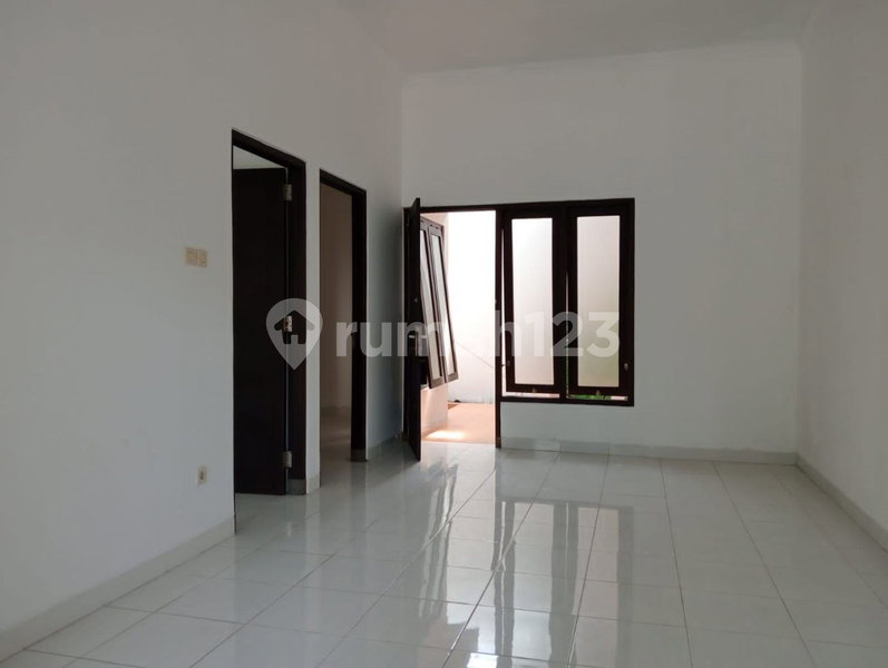 House for rent in Baki, Indonesia · 2 rooms, 1 bath