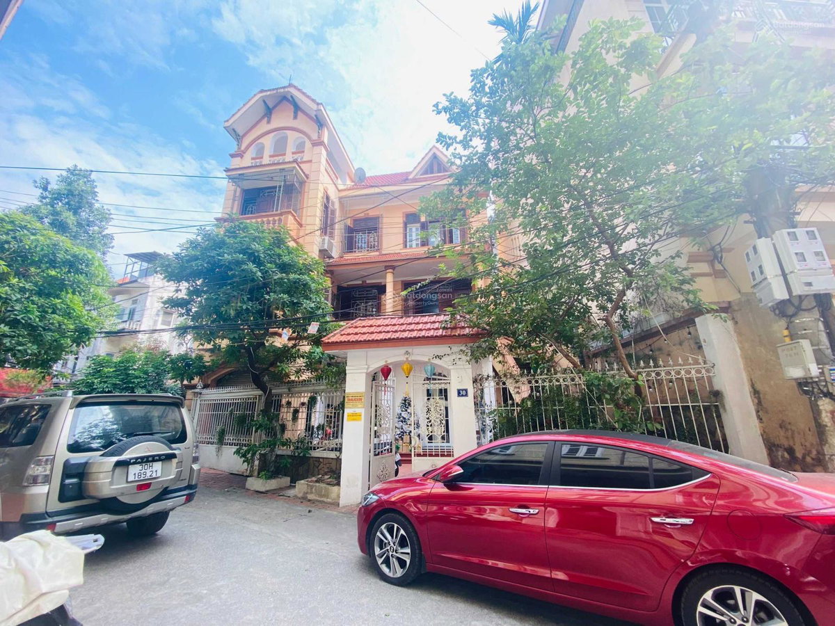 Ton Duc Thang Street, Vietnam