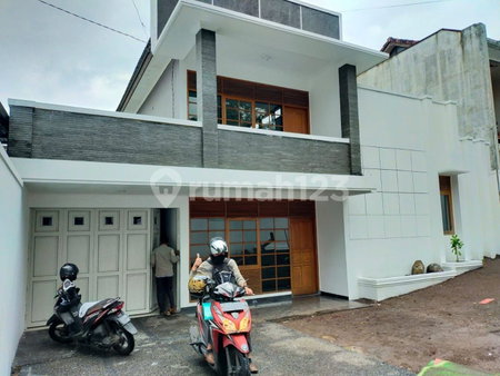 House for rent in Cimahi, Indonesia · 4 rooms, 3 baths