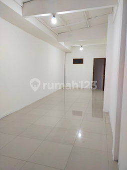 House for rent in Cimahi, Indonesia · 4 rooms, 3 baths