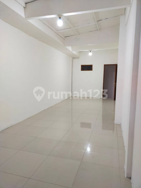House for rent in Cimahi, Indonesia · 4 rooms, 3 baths