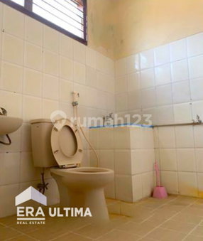 House for rent in Bandung, Indonesia · 5 rooms, 3 baths