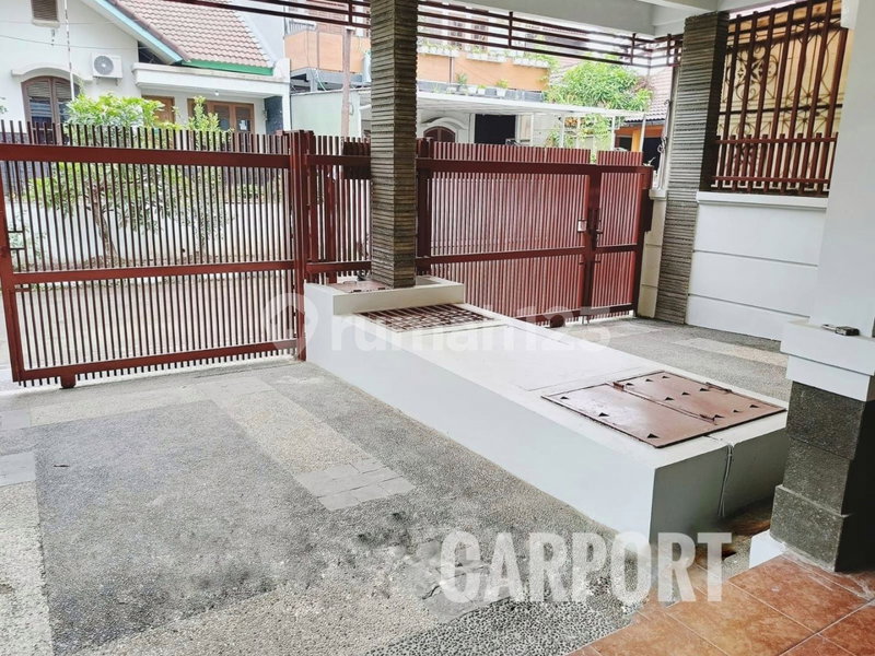 House for rent in Bandung, Indonesia · 3 rooms, 2 baths