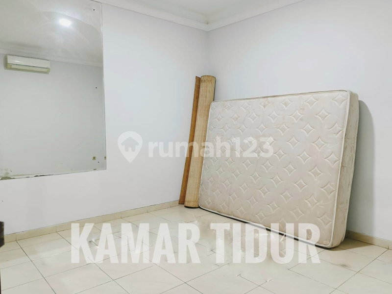 House for rent in Bandung, Indonesia · 3 rooms, 2 baths