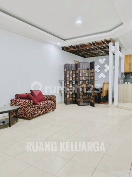 House for rent in Bandung, Indonesia · 3 rooms, 2 baths