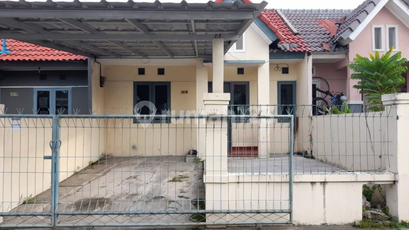House for rent in Cikarang, Indonesia · 2 rooms, 1 bath