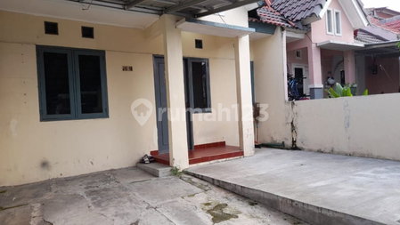 House for rent in Cikarang, Indonesia · 2 rooms, 1 bath