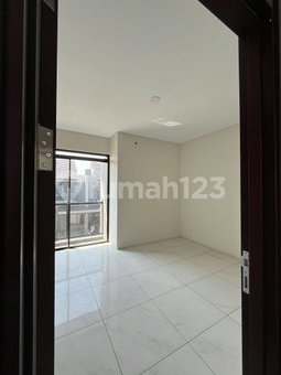 House for rent in Bekasi, Indonesia · 3 rooms, 2 baths