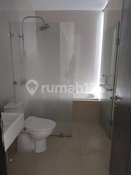 House for rent in South Jakarta, Indonesia · Cilandak · 4 rooms, 3 baths