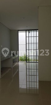 House for rent in Surabaya, Indonesia · 4 rooms, 3 baths