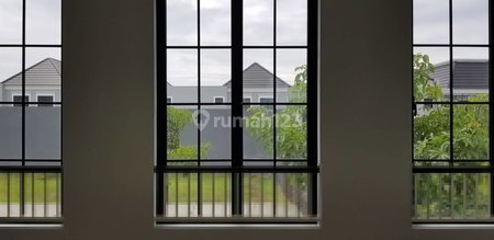 House for rent in Surabaya, Indonesia · 4 rooms, 3 baths