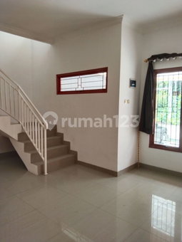 House for rent in Depok, Indonesia · 3 rooms, 3 baths