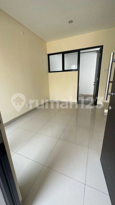 House for rent in South Jakarta, Indonesia · Kebayoran Lama · 3 rooms, 2 baths
