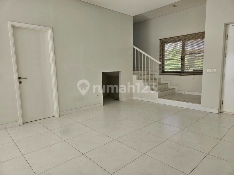 House for rent in South Jakarta, Indonesia · Kebayoran Lama · 3 rooms, 3 baths