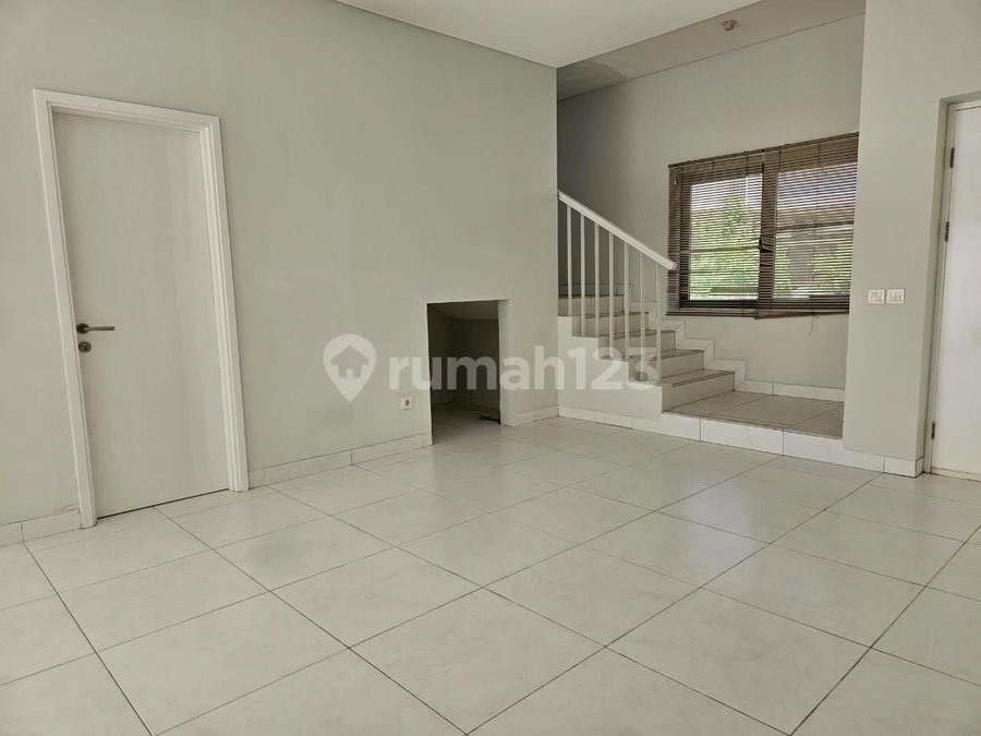 House for rent in South Jakarta, Indonesia · Kebayoran Lama · 3 rooms, 3 baths