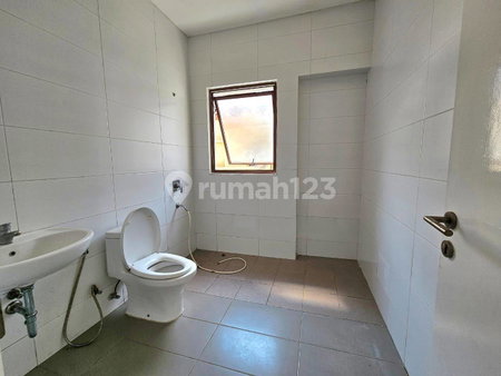 House for rent in South Jakarta, Indonesia · Kebayoran Lama · 3 rooms, 3 baths