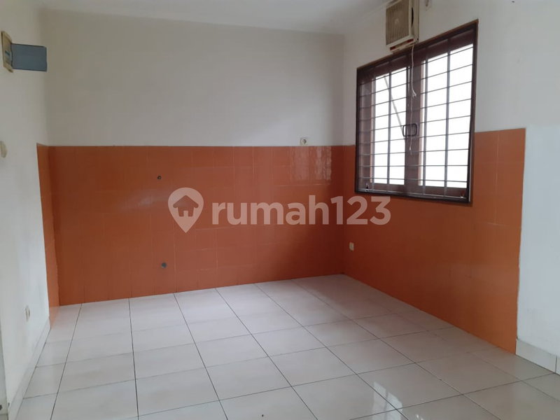 House for rent in Bandung, Indonesia · 3 rooms, 3 baths