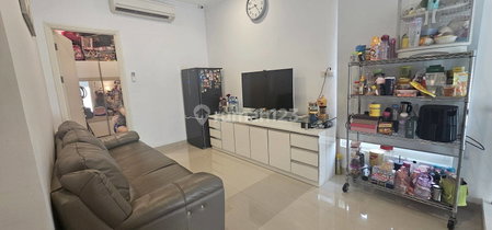 House for rent in Tangerang, Indonesia · Riding · 3 rooms, 3 baths