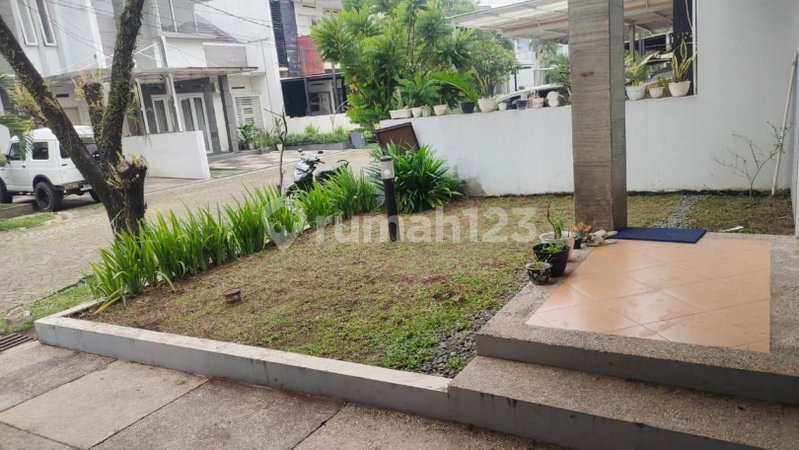 House for rent in Bandung, Indonesia · 3 rooms, 3 baths