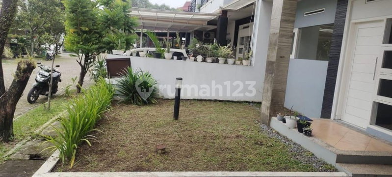 House for rent in Bandung, Indonesia · 3 rooms, 3 baths