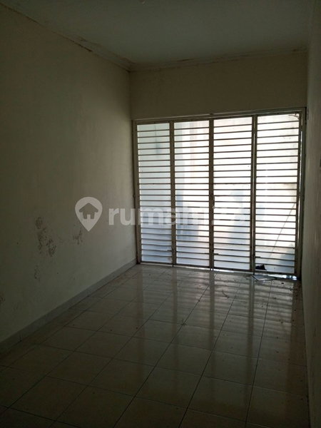 House for rent in Bandung, Indonesia · 3 rooms, 3 baths