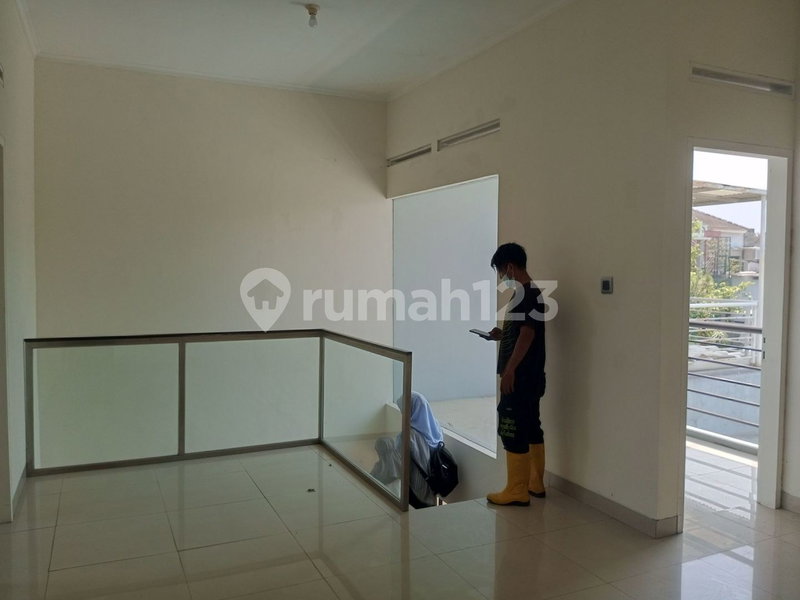House for rent in Bandung, Indonesia · 3 rooms, 3 baths