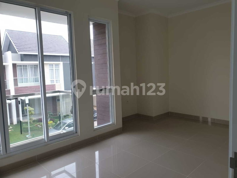 House for rent in Bandung, Indonesia · 2 rooms, 3 baths