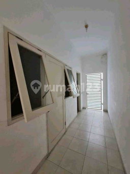 House for rent in Ciputat, Indonesia · Gaga · 4 rooms, 3 baths