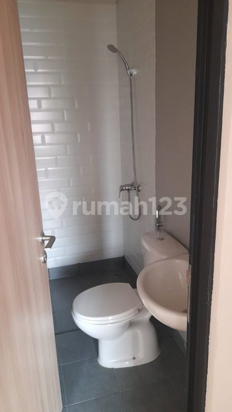 House for rent in Tangerang, Indonesia · Riding · 3 rooms, 2 baths