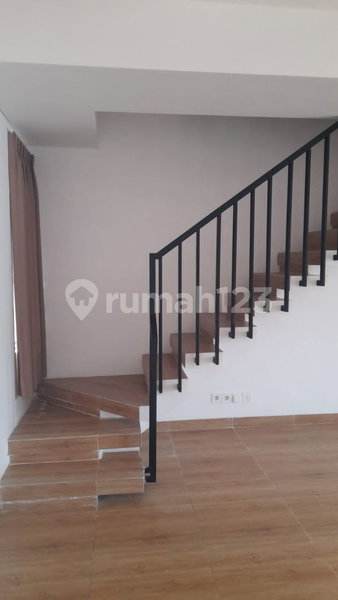 House for rent in Tangerang, Indonesia · Riding · 3 rooms, 2 baths