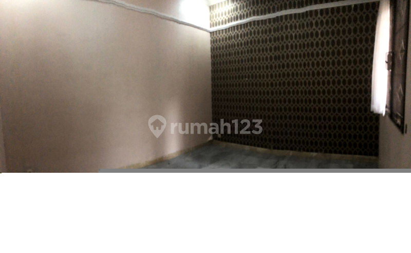 House for rent in Semarang, Indonesia · Mungkur Elephant · 3 rooms, 3 baths