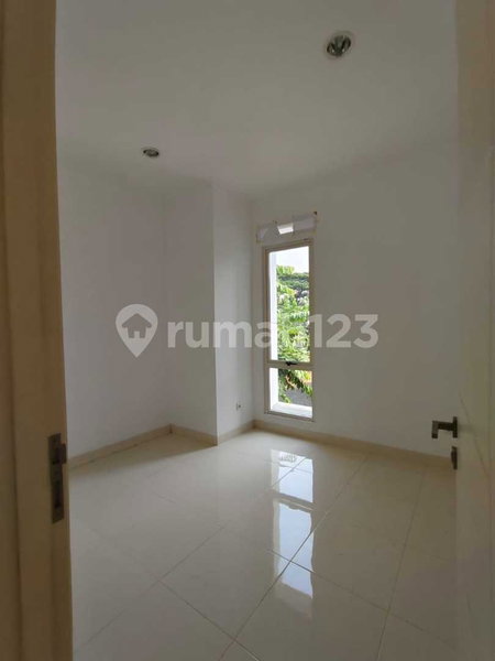 House for rent in Jakarta, Indonesia · Tebet · 4 rooms, 3 baths