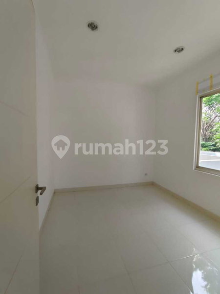 House for rent in Jakarta, Indonesia · Tebet · 4 rooms, 3 baths