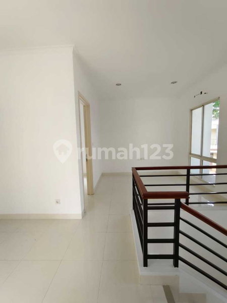 House for rent in Jakarta, Indonesia · Tebet · 4 rooms, 3 baths