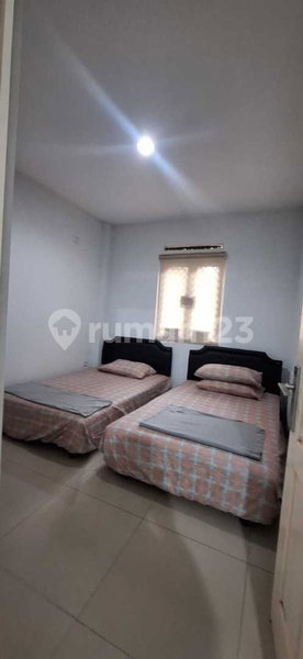 House for rent in Tangerang, Indonesia · Riding · 5 rooms, 4 baths