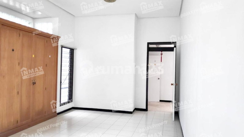 House for rent in Bandung, Indonesia · 3 rooms, 2 baths