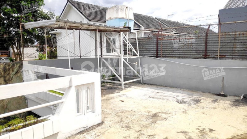 House for rent in Bandung, Indonesia · 3 rooms, 2 baths