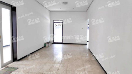 House for rent in Bandung, Indonesia · 3 rooms, 2 baths