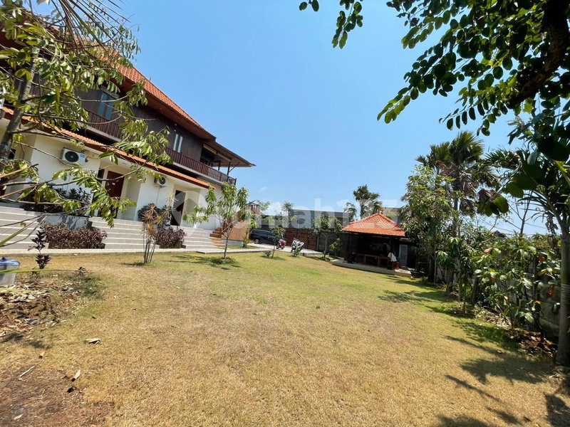 House for rent in Semarang, Indonesia · 7 rooms, 7 baths